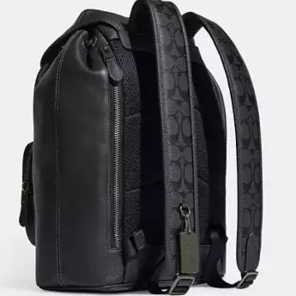 NWOT Coach Sullivan Backpack In Signature Canvas Plastic still on! - Picture 2 of 10